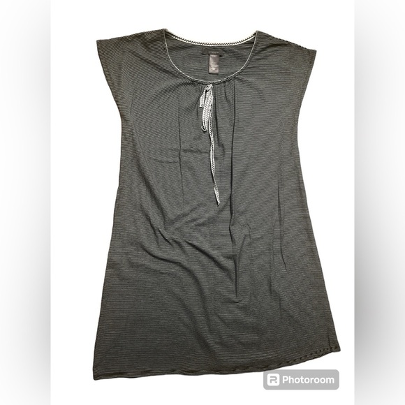 2 for $20 Liz Claiborne skirt stripped grey size small - Picture 1 of 5